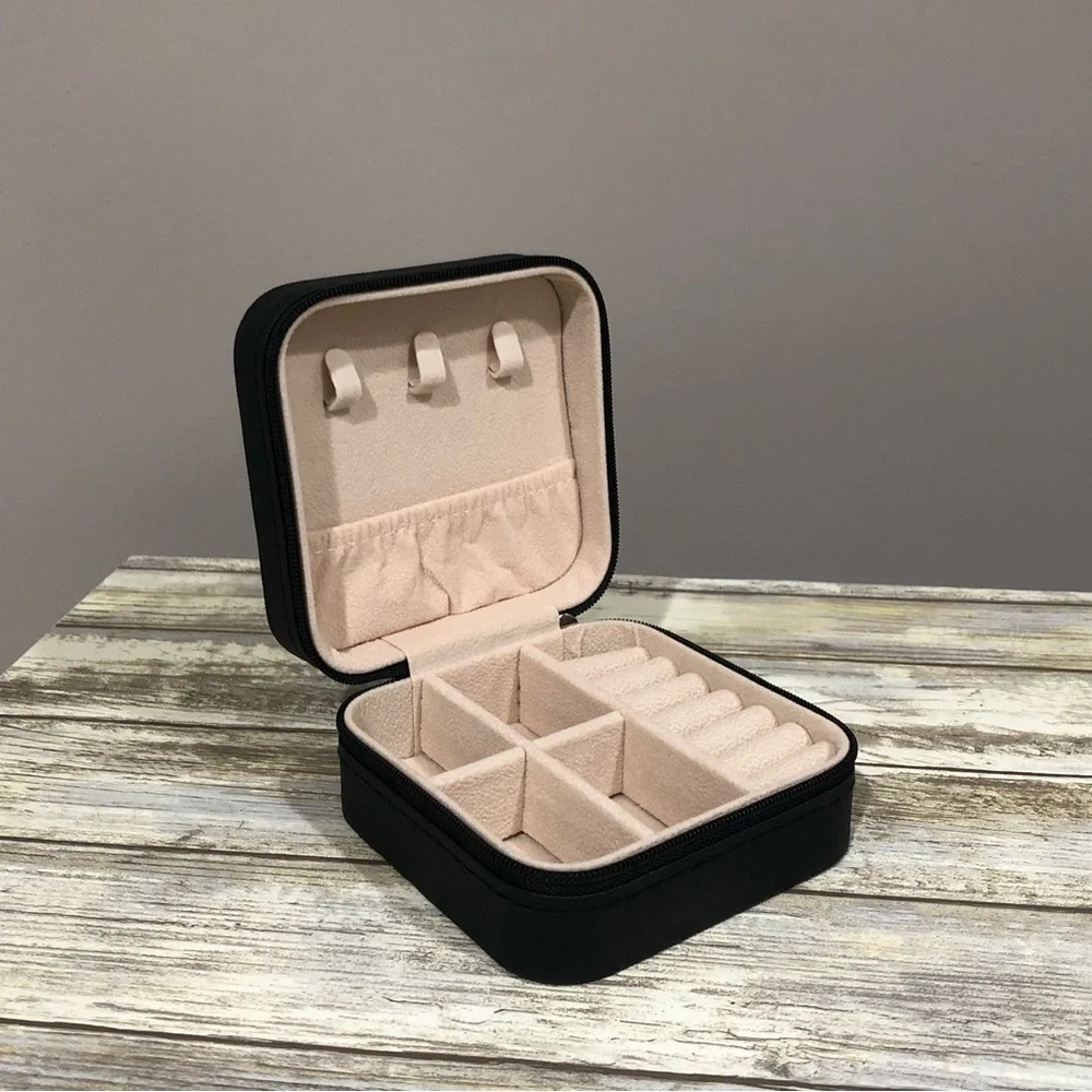 Small Black Zip Top Jewelry Box